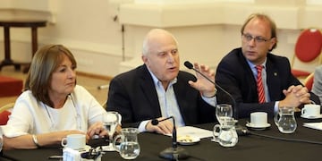 La provincia presentó el proyecto para crear un sistema financiero público