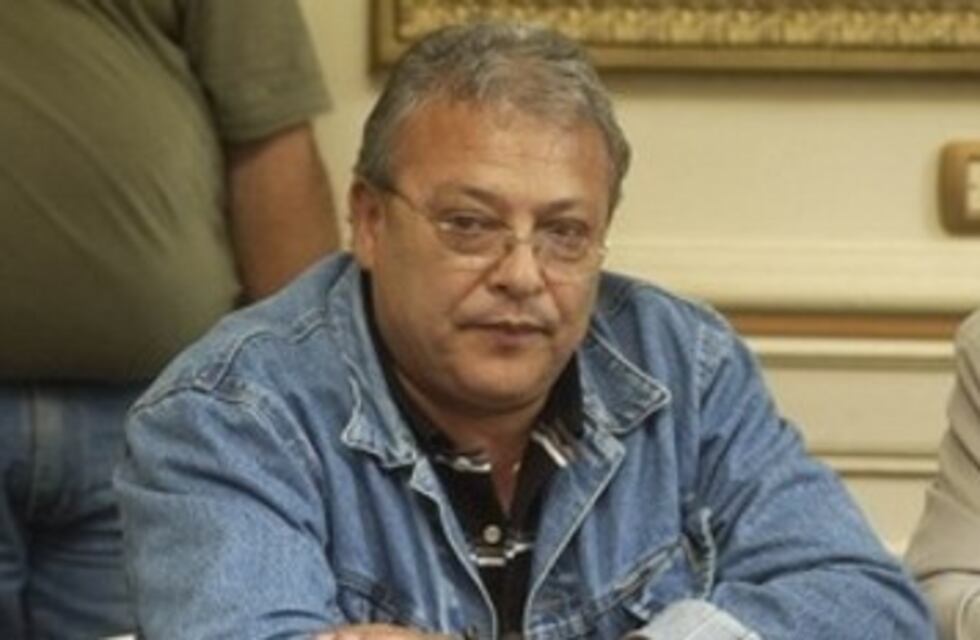 El titular de peones de taxis dijo que "no hay violencia" en el sindicato que dirige