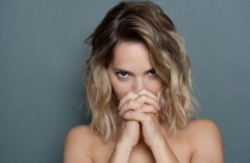 Luisana Lopilato y su look rockero: "Probando poses"