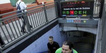 DYN08, BUENOS AIRES,04/10/2016, EL JEFE DEL GOBIERNO PORTEu00d1O, HORACIO RODRIGUEZ LARRETA ANUNCIA EL ENVIO DEL PROYECTO DE LEY PARA LA CREACION DE LA POLICIA DE LA CIUDAD, SERA LA UNION DE LA POLICIA FEDERAL Y LA METROPOLITANA. FOTO:DYN/LUCIANO THIEBERGER. ciudad de buenos aires horacio rodriguez larreta jefe de gobierno nacional anuncio del envio de la ley de creacion de la policia de la ciudad