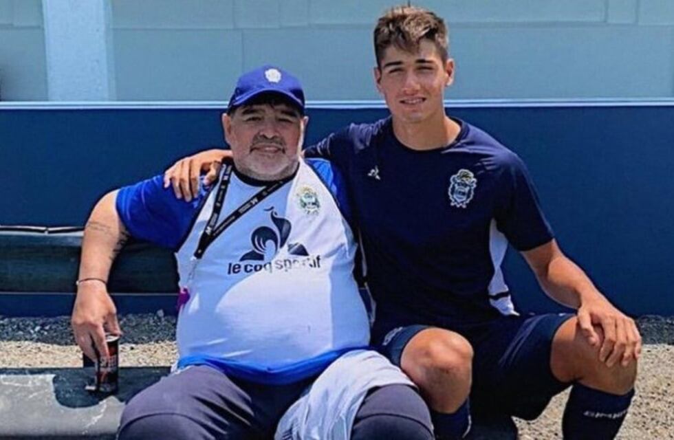 Un Barros Schelotto en el equipo de Maradona