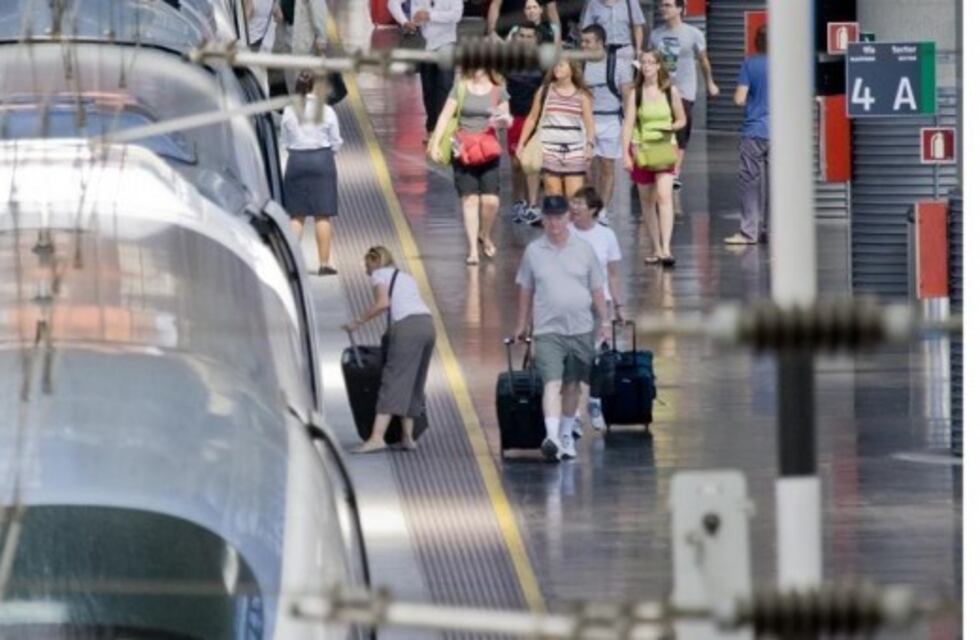 Paro de mujeres en España: cancelan casi un tercio de los trenes