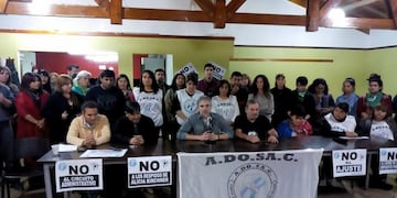 Crece el conflicto de los docentes en toda la provincia