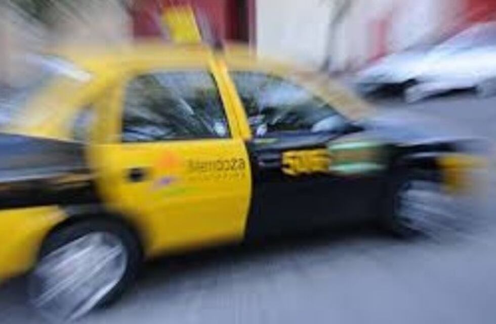 Este jueves paran taxis y remises en Mendoza