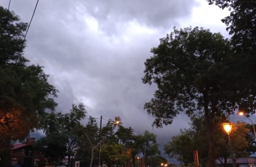 Miércoles con lluvia y calor