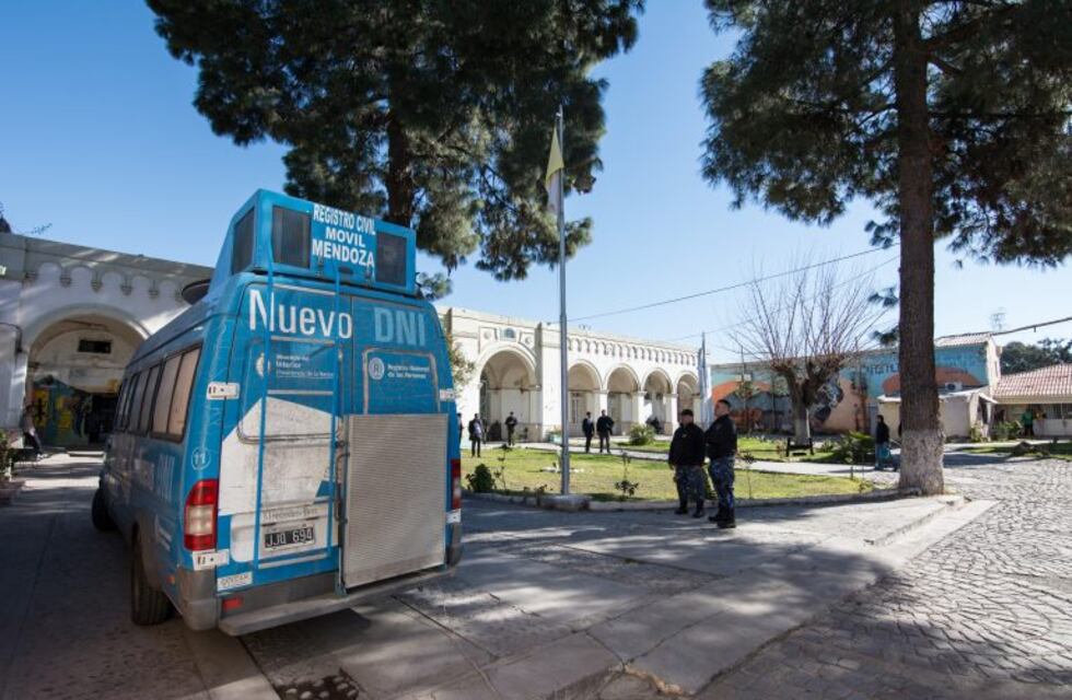 Se instala Registro Civil Móvil dentro de la penitenciaría