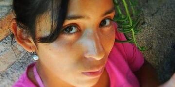 Ayelén Arroyo, la joven asesinada a puñaladas por su padre hace un año, en Ugarteche, Luján de Cuyo\u002E