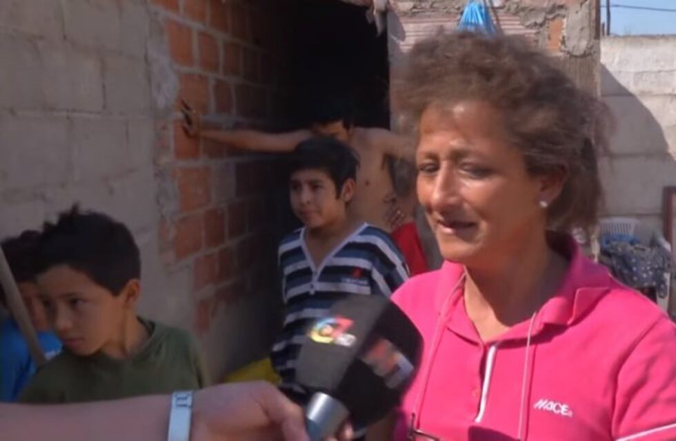 Una abuela salvó a sus tres nietos de un incendio en Santiago