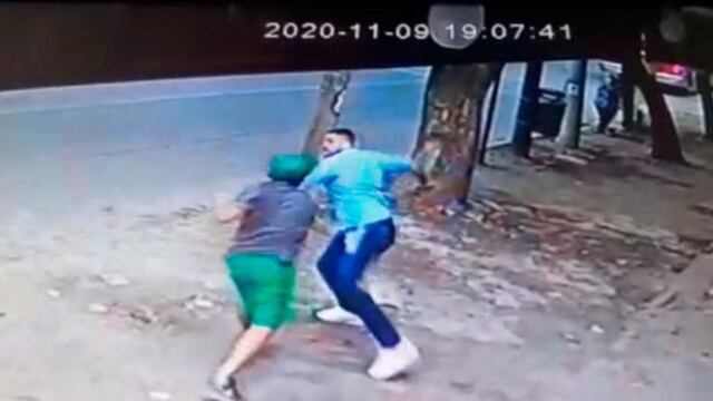 Repartidor y colectivero, a los golpes en Córdoba\u002E