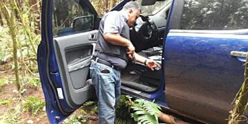 La camioneta Ford Ranger: fue robada y encontrada en el monte\u002E