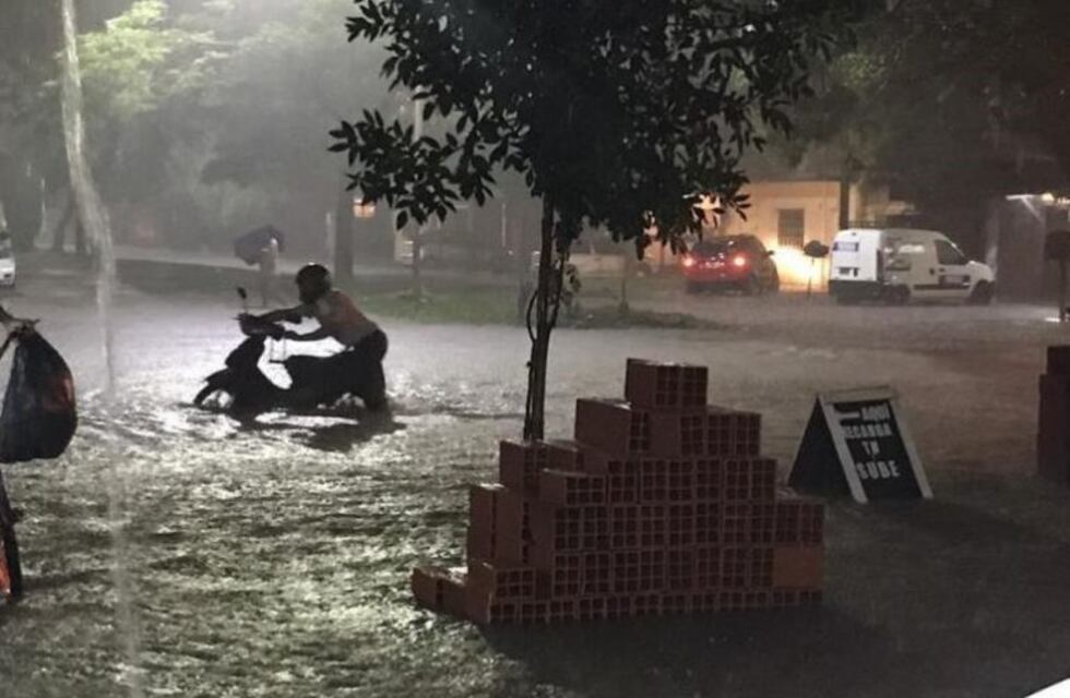 Emergencia hídrica en Resistencia: cayeron más de 200 milímetros y hay varios evacuados