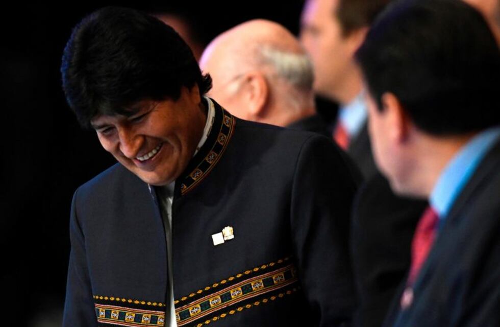 Evo contra todos en la Cumbre: pidió defender a Maduro