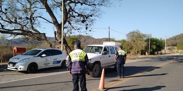 Controles policía de Tucumán.