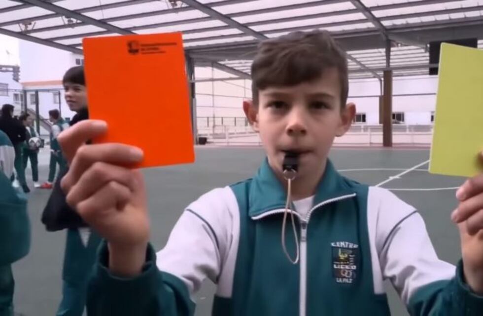 Ni Xavi, ni Iniesta: en España los chicos quieren ser árbitros