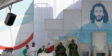 AME3634\u002E CIUDAD DE PANAMÁ (PANAMÁ), 27/01/2019\u002E- El papa Francisco oficia la misa de cierre de la Jornada Mundial de la Juventud (JMJ), este domingo, en Ciudad de Panamá (Panamá)\u002E EFE/Esteban Biba