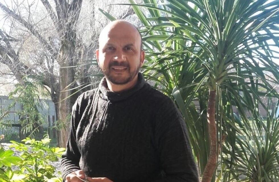 Oscar y una desesperada búsqueda de empleo que desató una sorpresiva cruzada en las redes