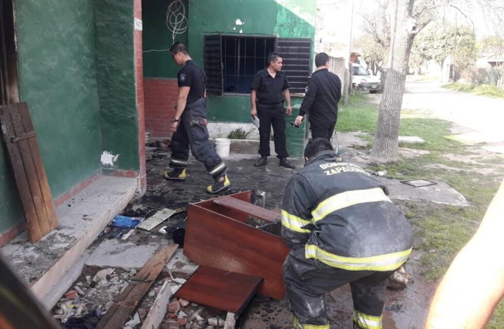 El triste adiós a los dos chiquitos que fallecieron en el trágico incendio de Santo Tomé