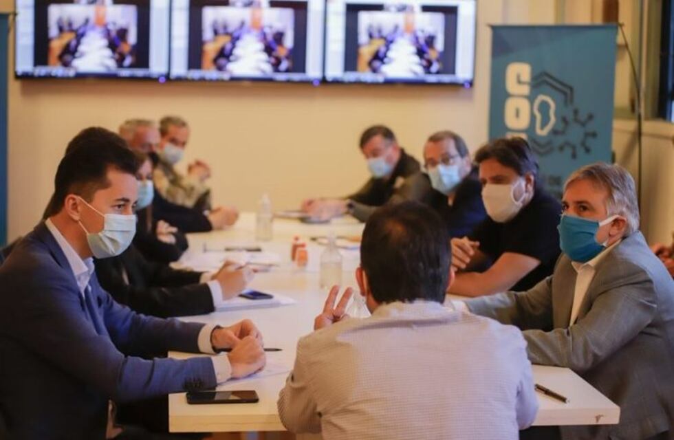 COVID-19: desde las cero horas de este martes suspenden la reapertura progresiva de actividades