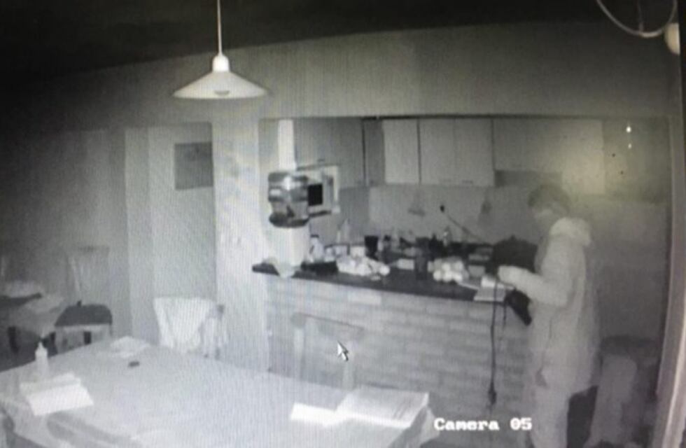 Entró a robar mientras todos dormían