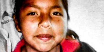 Yamila tiene 15 años y padres bolivianos, agricultores, que no saben leer ni escribir\u002E Vive en una humilde casa, junto al río, en Campo Los Andes, Tunuyán\u002E