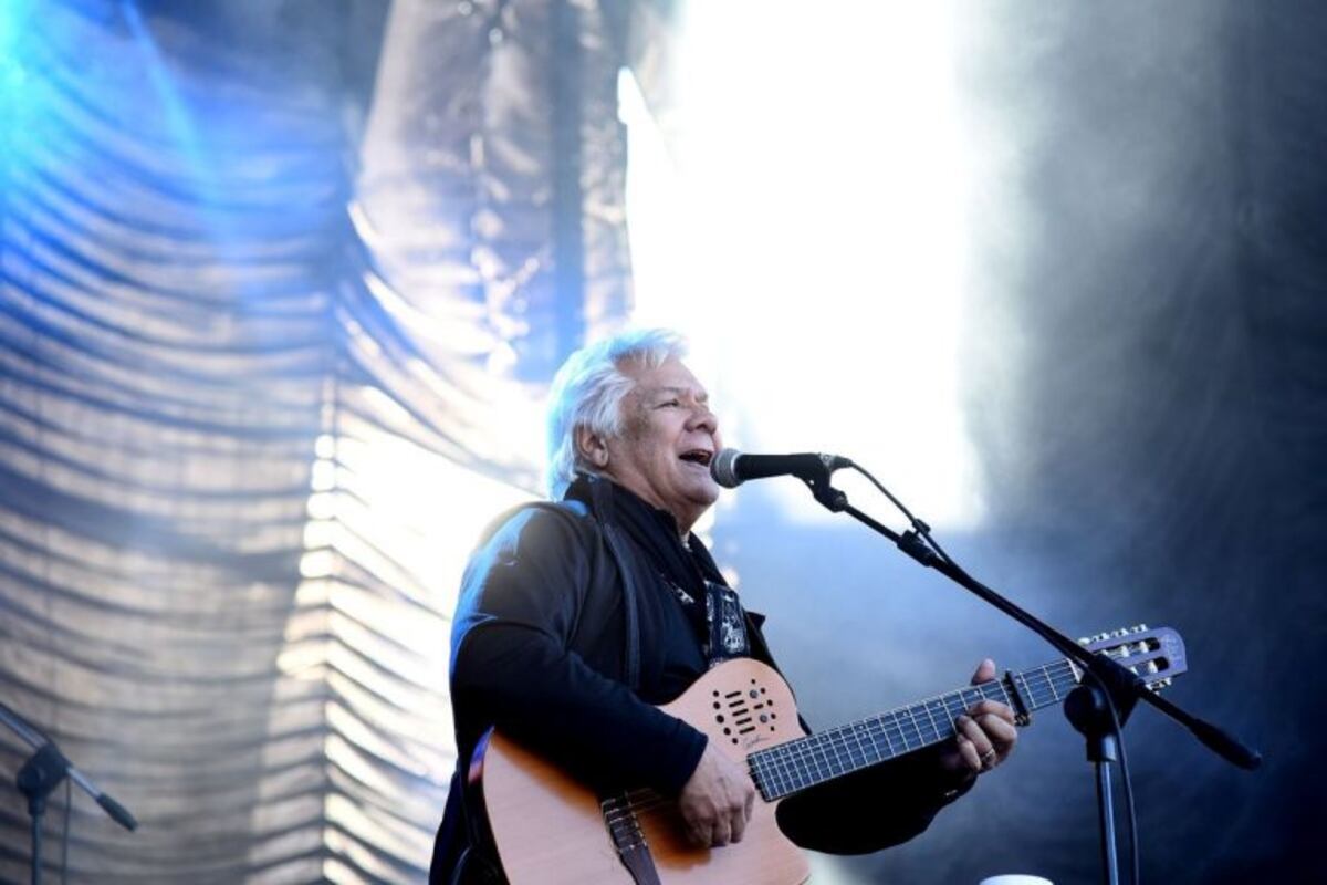 Acto inaugural en en 27 de Febrero y Rouillón\u002E