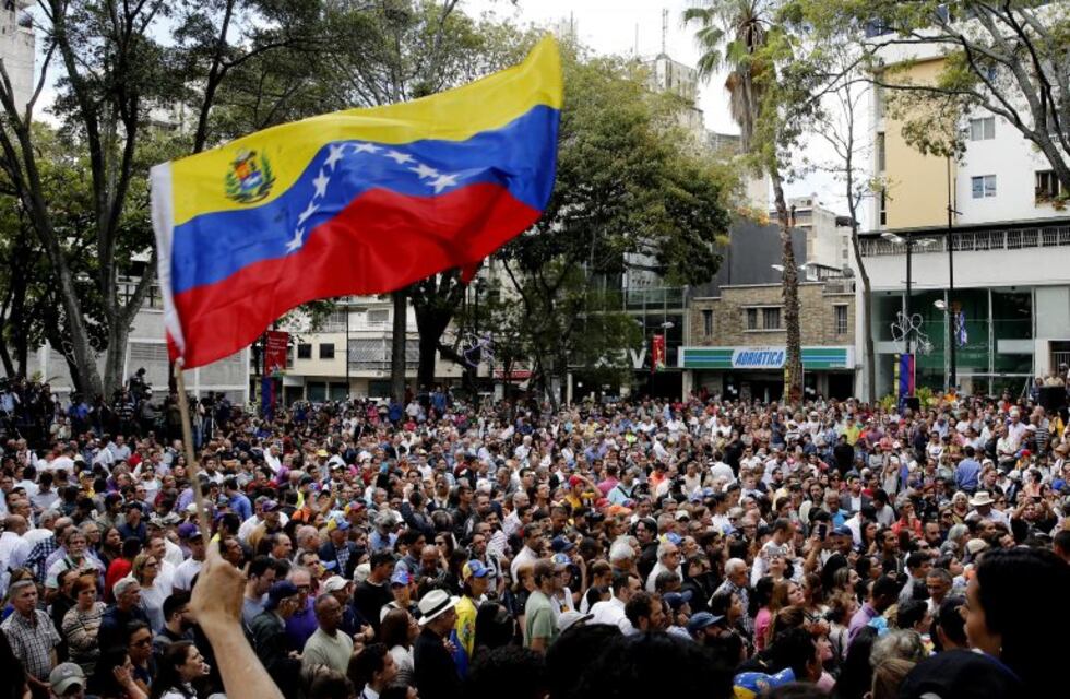 Crisis en Venezuela: el 93% de los argentinos prefiere un gobierno democrático