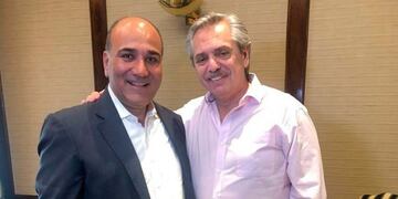 Alberto Fernández recibió a Juan Manzur en el sanatorio Otamendi, horas antes de recibir el alta médica\u002E (Web)