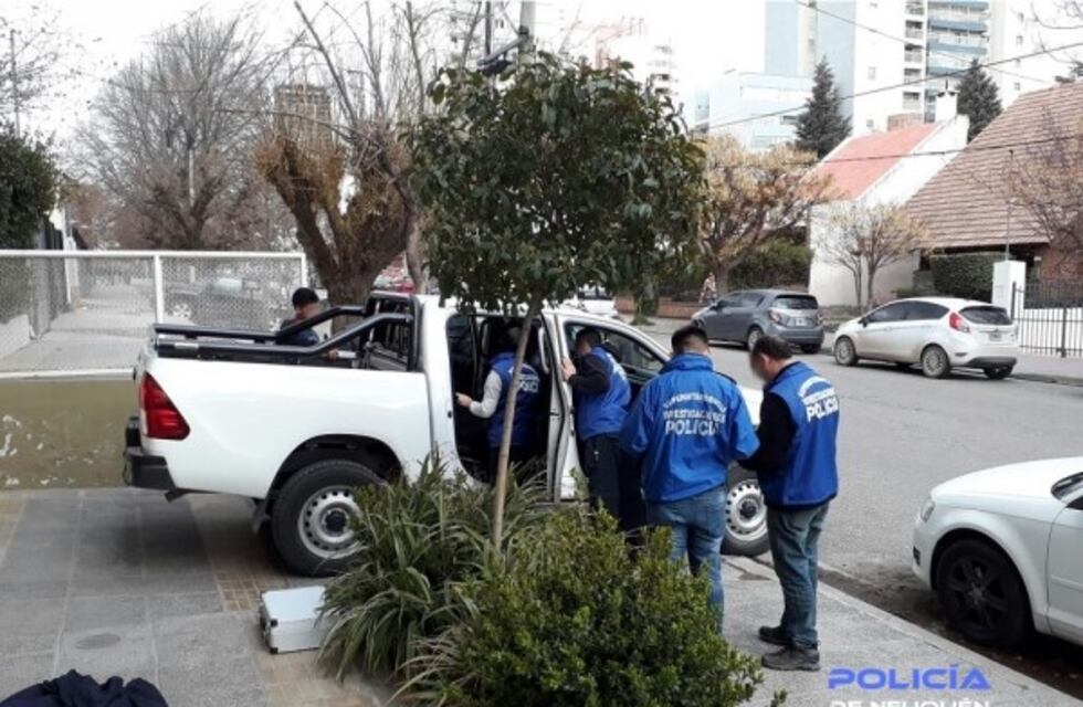 Demoraron a un hombre y secuestraron dos vehículos