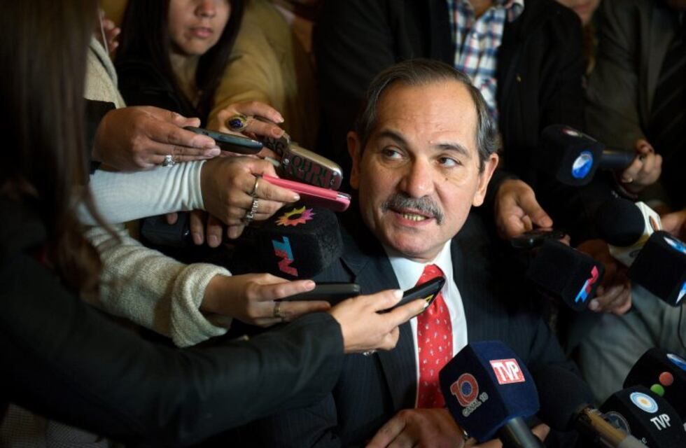 Alperovich aseguró que votará en contra del aborto pero no hablará en el Congreso