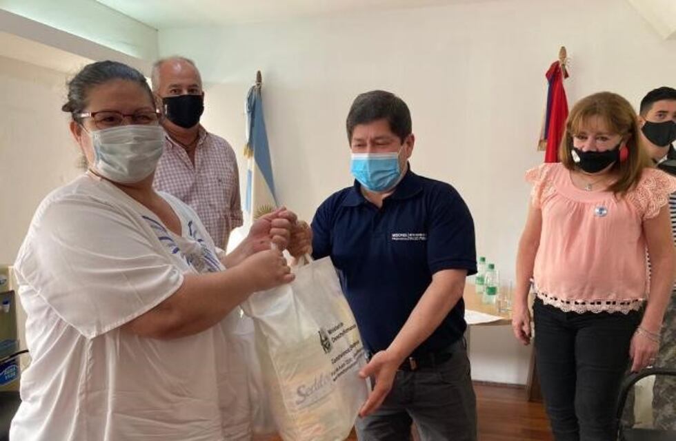 Empezó la entrega de equipos de protección sanitaria en residencias de adultos mayores