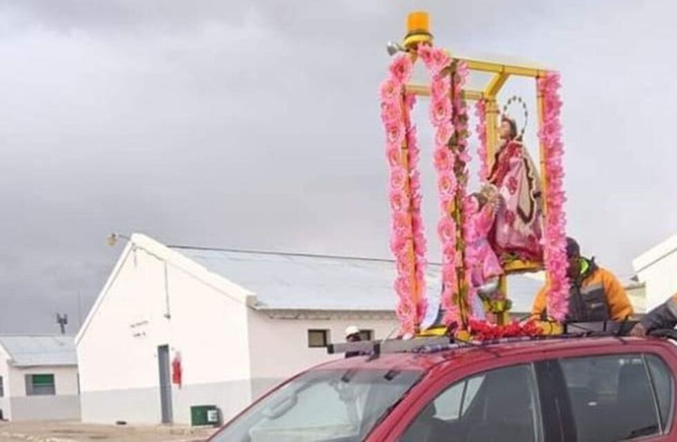 Los mineros peregrinos recuperaron su altar