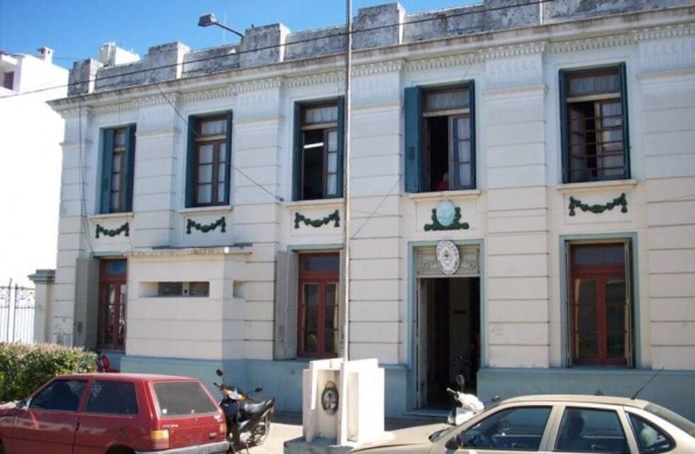 Video: violento robo de dos motochorros a una abuela en La Plata