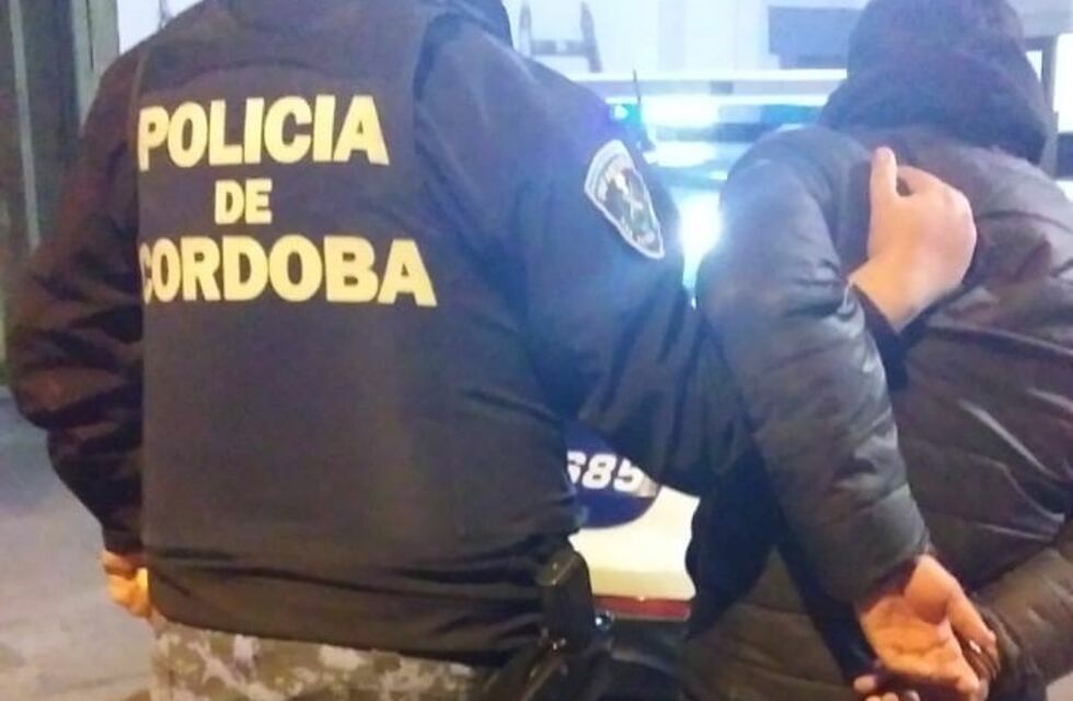Alta Gracia: asistió a un hombre y minutos después robó su billetera