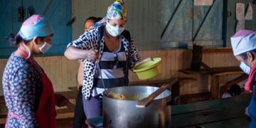 Desde este lunes la municipalidad aportará 5 mil raciones de comida\u002E