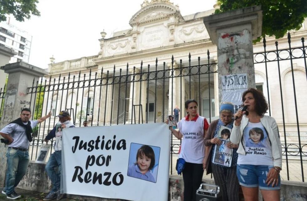 Negaron el arresto domiciliario a los acusados por la muerte de Renzo Villanueva