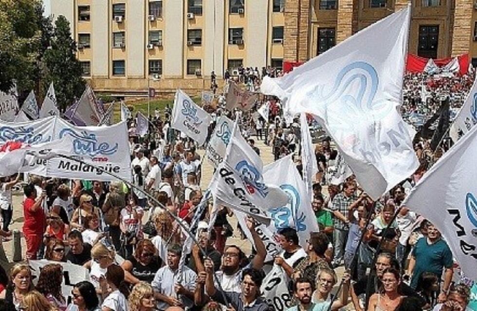 El Sute prepara reclamos y movilización