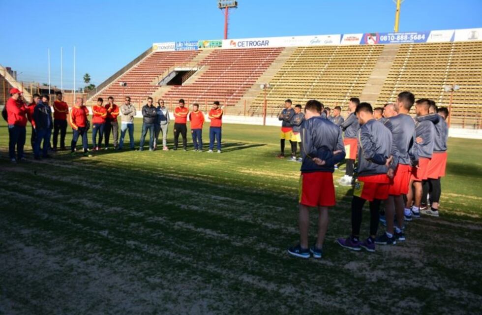 Sarmiento viajó a Paraguay a jugar varios amistosos