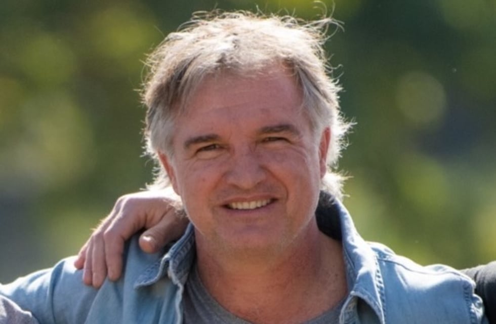 Distinguen al ex Puma Martín Pfister