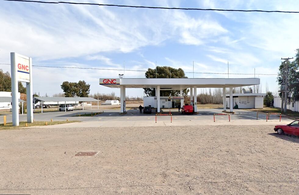Encapuchados y armados asaltaron una estación de GNC en Alvear