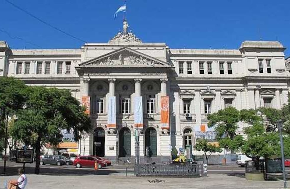 Conmoción en UBA: murió un estudiante en la Facultad de Ciencias Económicas mientras esperaba para rendir un examen oral