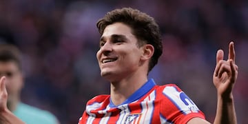 Julián Álvarez llegó al Atlético de Madrid a mediados de 2024 y recuperó la memoria como goleador (La Voz).