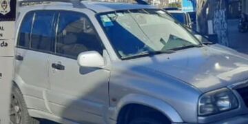 Tras realizar el seguimiento con las cámaras del COM, se dio intervención al personal policial para interceptar el rodado.