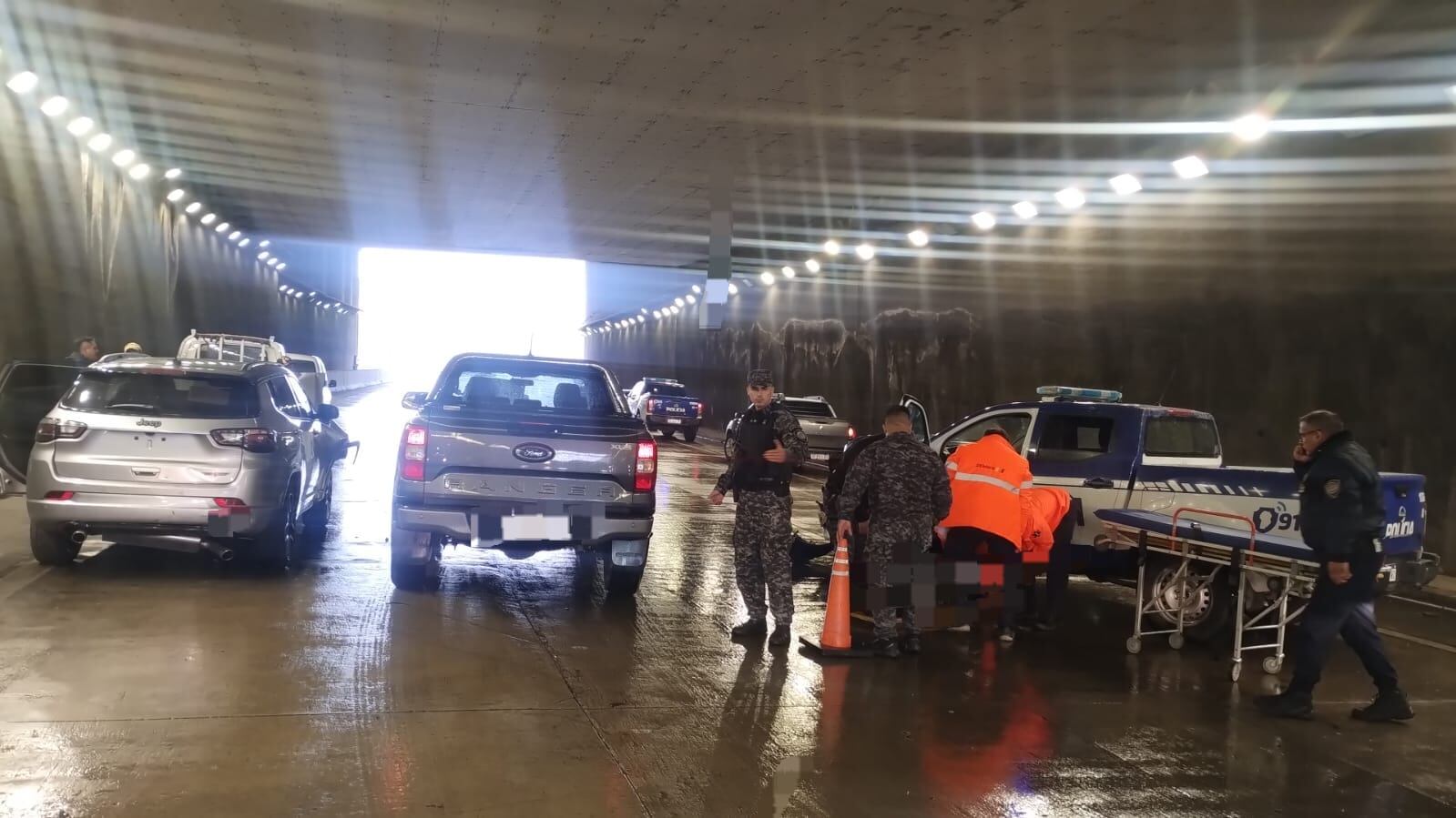 Choque múltiple en el túnel de la Mujer Urbana (Policía).