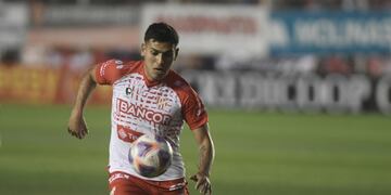 Santiago Rodríguez, jugador clave para el ascenso de Instituto de Córdoba.