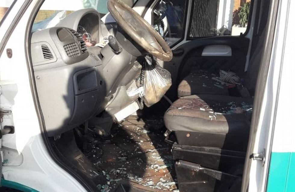 Córdoba violenta: por la muerte de un paciente agredieron a los médicos de una ambulancia