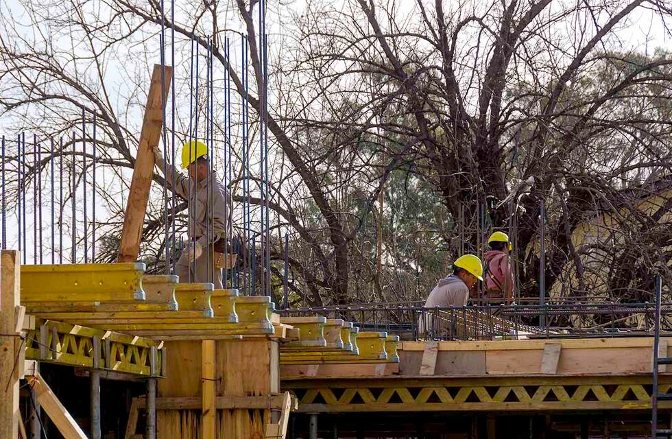 El Gobierno busca dólares: AFIP abre el registro para inversiones inmobiliarias sin costo dentro del blanqueo