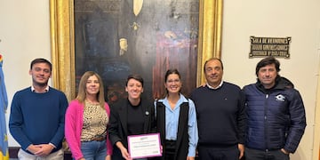 Gonzales Chaves fortalece el programa de salud visual con la firma de un nuevo convenio