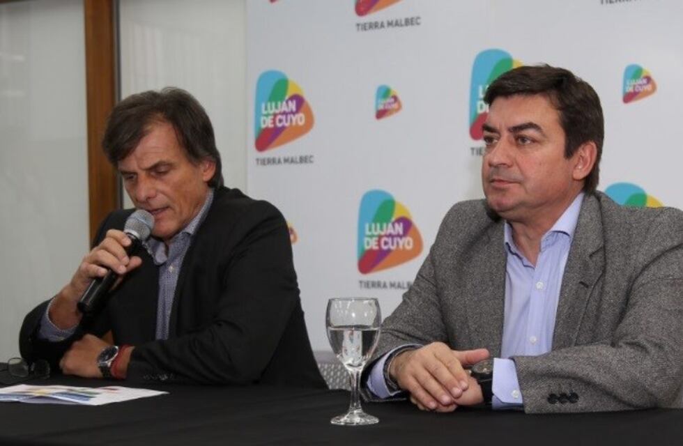 De Marchi anticipó que la Nación pagará la deuda a los ex empleados de YPF