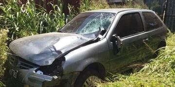 Un auto atropelló a una mujer que caminaba por el medio de la Ruta 95\u002E (Foto: Primera Línea)
