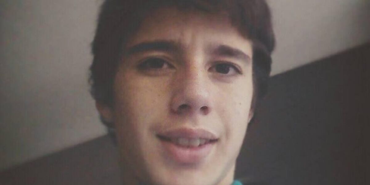 Felipe Manrique va a la Industrial\u002E Todos sus compañeros organizaron una movida solidaria para ayudarlo\u002E